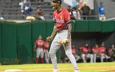 Los Toros firman a cinco agentes