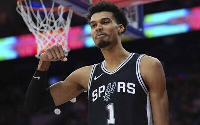 NBA: Los Spurs dejan a los Bucks sin postemporada