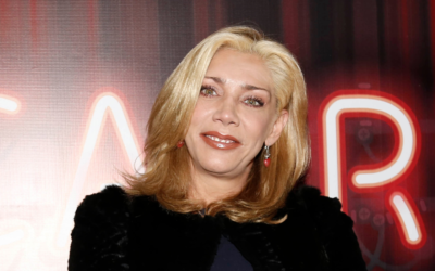 La actriz Cynthia Klitbo revela que padece rara enfermedad