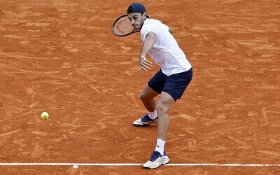Cerúndolo elimina a Stefanos Tsitsipas en Montecarlo