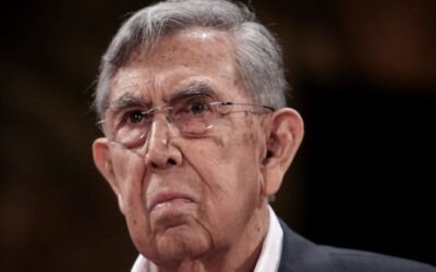 Cuauhtémoc Cárdenas plantea dos retos urgentes para Pemex