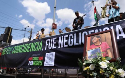 Familiares y amigos realizan ‘anticoncierto’ por muerte de fotoperiodista en AXE Ceremonia