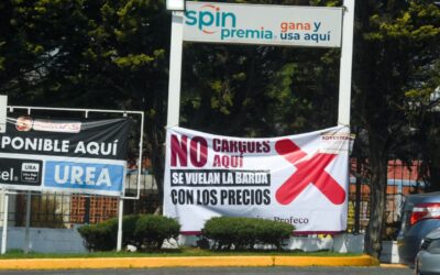 Sheinbaum amaga con el SAT a gasolineras por alto precio de diésel; Profeco coloca lonas