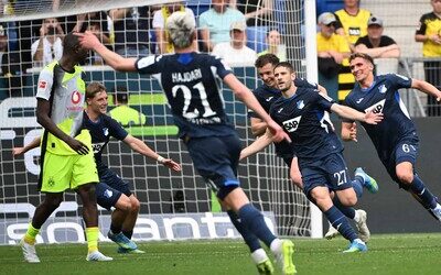 Bundesliga: Dortmund cae en Hoffenheim, bola de título para Bayern