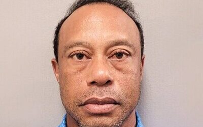 Difunden video de cámara corporal del arresto de Tiger Woods