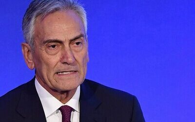 Dimite presidente de la federación italiana de fútbol tras el fiasco