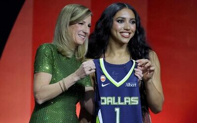 Draft de la WNBA: Azzi Fudd escogida número 1 por Wings de Dallas