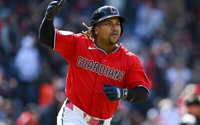 José Ramírez da otro paso rumbo a marcas de los Guardianes