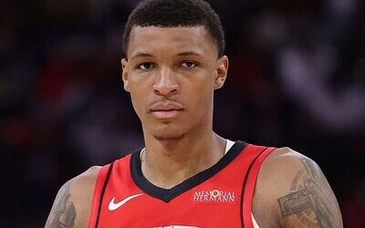 Los Rockets se aferran a un imposible al vencer a los Lakers