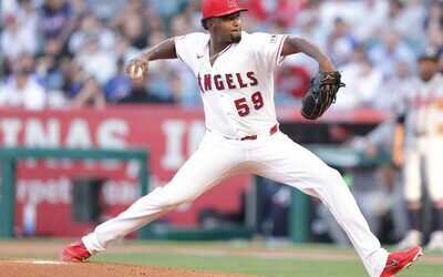 MLB: José Soriano domina por ocho entradas y mejora a 3-0