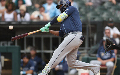 MLB: Junior Caminero abandona juego tras golpe en el rostro