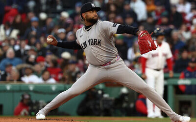 MLB: Luis Gil logró su primer triunfo del año