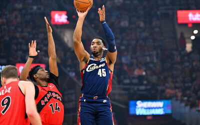 NBA: Cleveland se impone a Toronto en el primer partido de playoffs