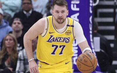 NBA: Doncic vuelve con 42 puntos en otra noche de récord de LeBron