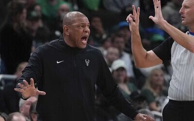 Doc Rivers sugiere que se podría retirar de la NBA