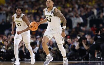 NCAA: Yaxel Lendeborg se sobrepone al dolor y guía a Michigan