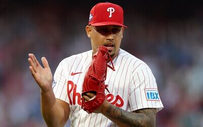 Schwarber y Harper impulsan a los Filis ante Diamondbacks