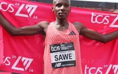 Un keniano bate récord mundial maratón en Londres