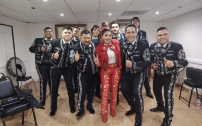 Mariachi lagunero sorprende con la India Yuridia