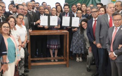 Sheinbaum firma acuerdo para la expedición del Certificado Laboral de Agroexportación