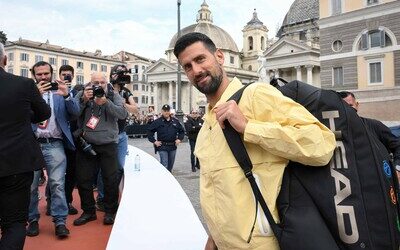 Djokovic reaparece tras su lesión con una derrota inesperada en Roma