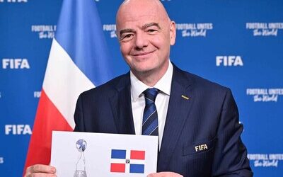Gianni Infantino felicita al Salcedo FC por su histórico campeonato