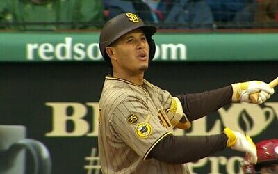 Padres ganan,  gracias a batazo ganador de Manny Machado