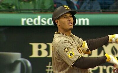 Laureano y Machado guían triunfo de los Padres sobre los Atléticos