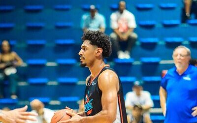 LNB: Romeao Ferguson logra triple doble en el triunfo de los Titanes