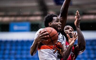 LNB: Titanes y Marineros se juegan la vida en la última jornada