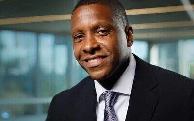 Mavericks nombran a su nuevo director general