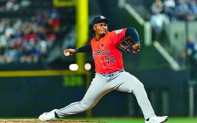 MLB: El debut perfecto de Alimber Santa para completar no hitter