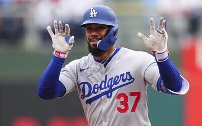 MLB: Teoscar Hernández impulsa seis carreras
