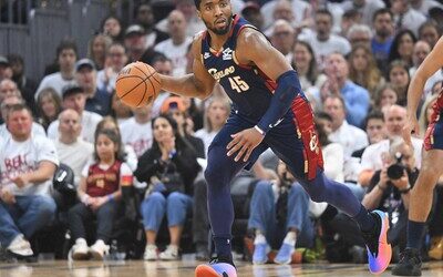 NBA: Mitchell y Harden lideran a Cleveland en victoria clave