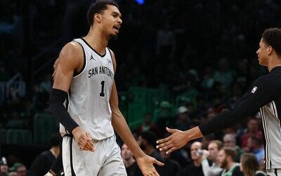 Wembanyama destroza a los Wolves, Spurs se ponen 2-1