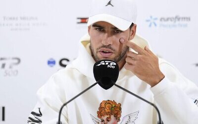 Carlos Alcaraz no competirá en Wimbledon