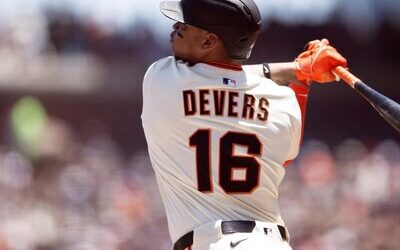 Rafael Devers pega grand slam en victoria de San Francisco