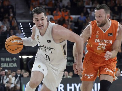 Real Madrid se impone al Murcia por 131-123