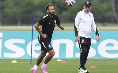Con Neymar, Brasil busca esta tarde ganar su grupo