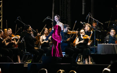 le cantó al Divo con Camerata