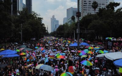 Miles marchan por el Orgullo en CDMX para exigir igualdad y derechos trans