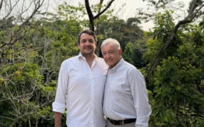 AMLO reaparece en FOTO junto a ‘Andy’, quien busca diputación