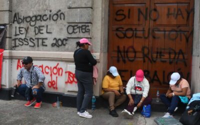 La CNTE presiona y el gobierno cede: nueva Reforma Educativa, control de plazas y heredar pensiones