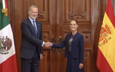 Sheinbaum recibe al rey Felipe VI en Palacio Nacional y pone fin a distanciamiento México-España