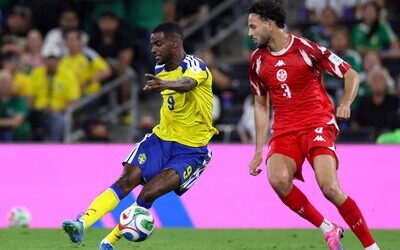 Suecia golea 5-1 a Túnez y es líder del grupo F