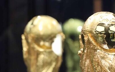 Ciudad de México muestra el trofeo original de la FIFA