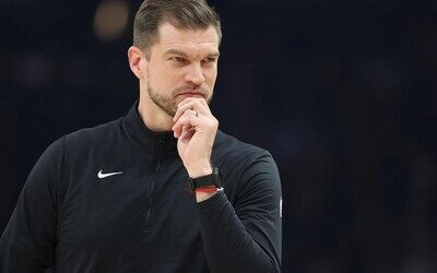 El brasileño Splitter es nuevo entrenador de los Chicago Bulls de NBA