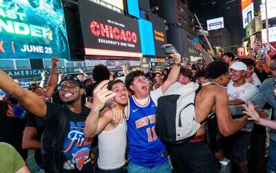 Knicks enloquecen con una remontada imposible