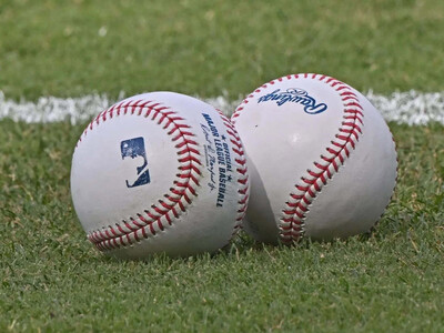 MLB quiere limitar los contratos de los agentes libres