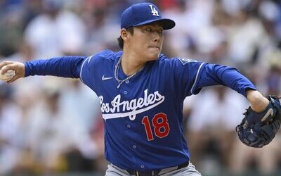 MLB: Yamamoto acaricia la gloria: a tres outs de la historia otra vez